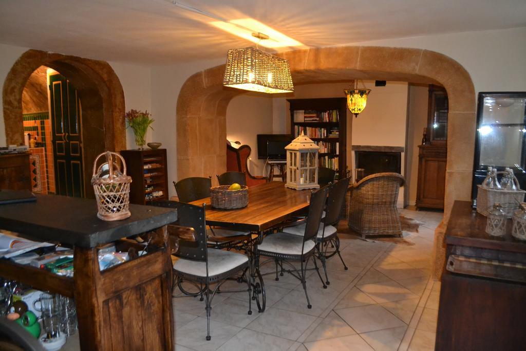 Meyras Maison Sous Le Pont Bed & Breakfast エクステリア 写真