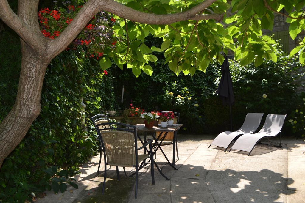 Meyras Maison Sous Le Pont Bed & Breakfast エクステリア 写真