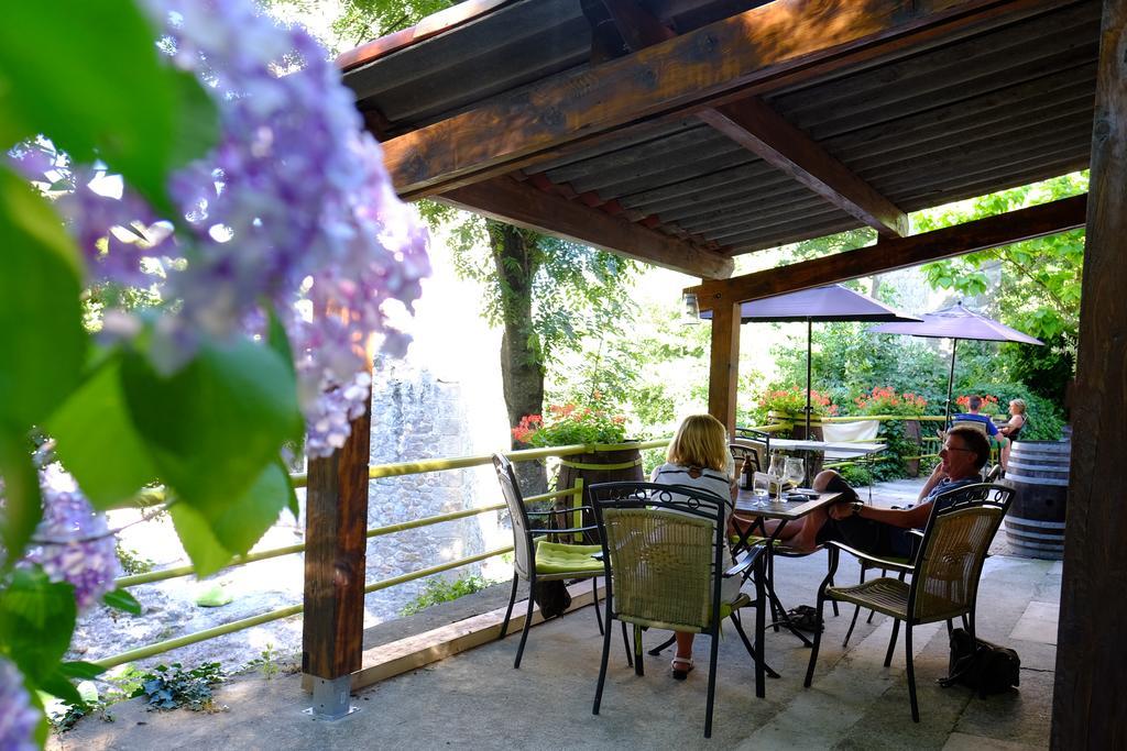 Meyras Maison Sous Le Pont Bed & Breakfast エクステリア 写真