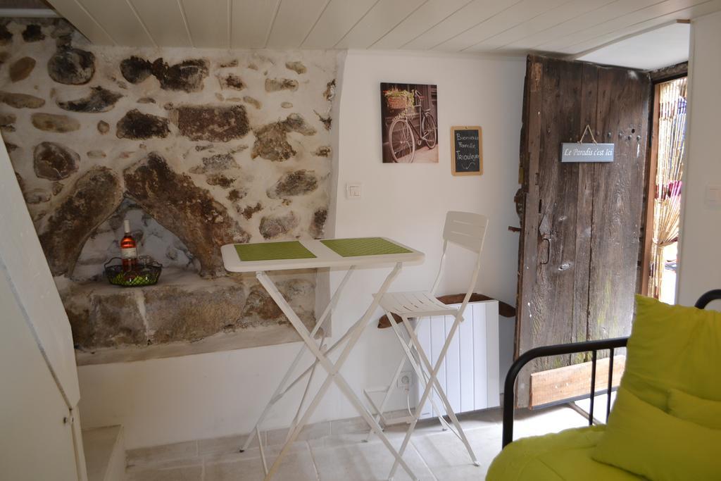 Meyras Maison Sous Le Pont Bed & Breakfast エクステリア 写真